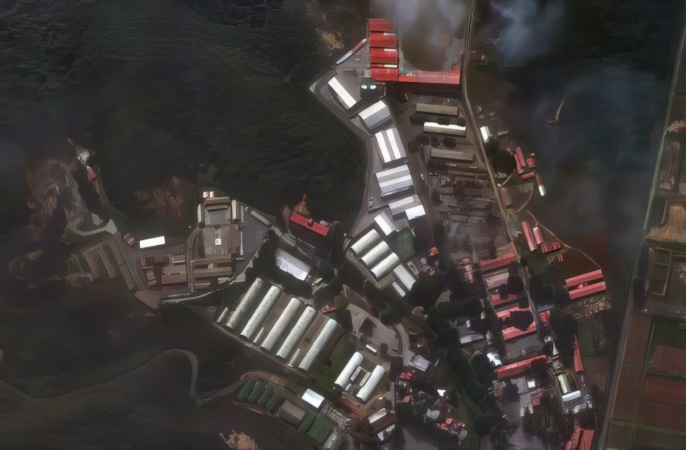 건물2-1-topaz-upscale-2.5x