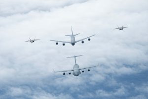 공중급유기 KC-135 Stratotanker